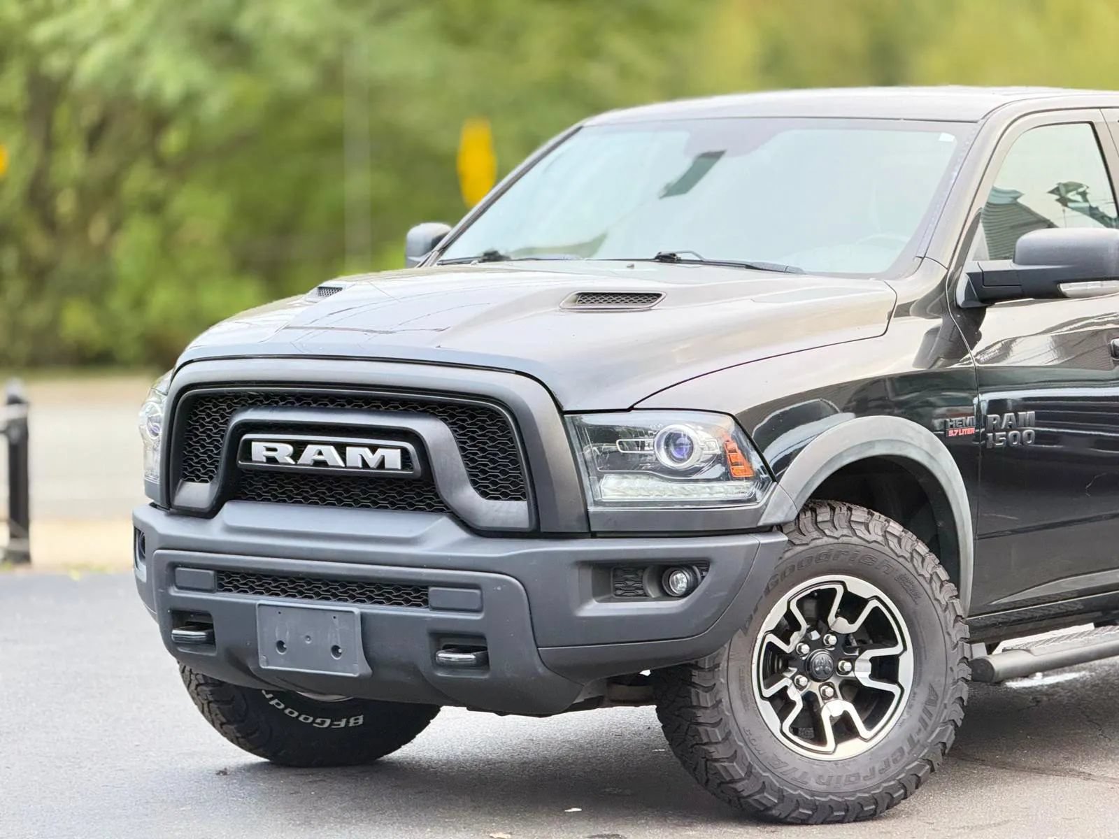 Used 2017 RAM 1500 Rebel w/ Luxury Group AWD/4WD image 2