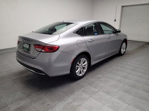 Used 2015 Chrysler 200 Limited w/ Convenience Group FWD image 9
