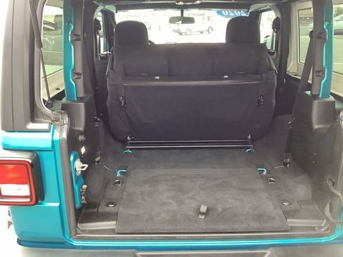 Used 2020 Jeep Wrangler Sport S image 25