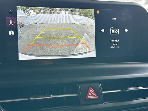 Used 2025 Kia Seltos S image 14