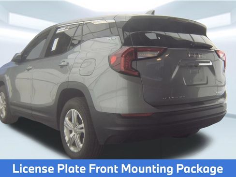 Used 2024 GMC Terrain SLE AWD/4WD image 4