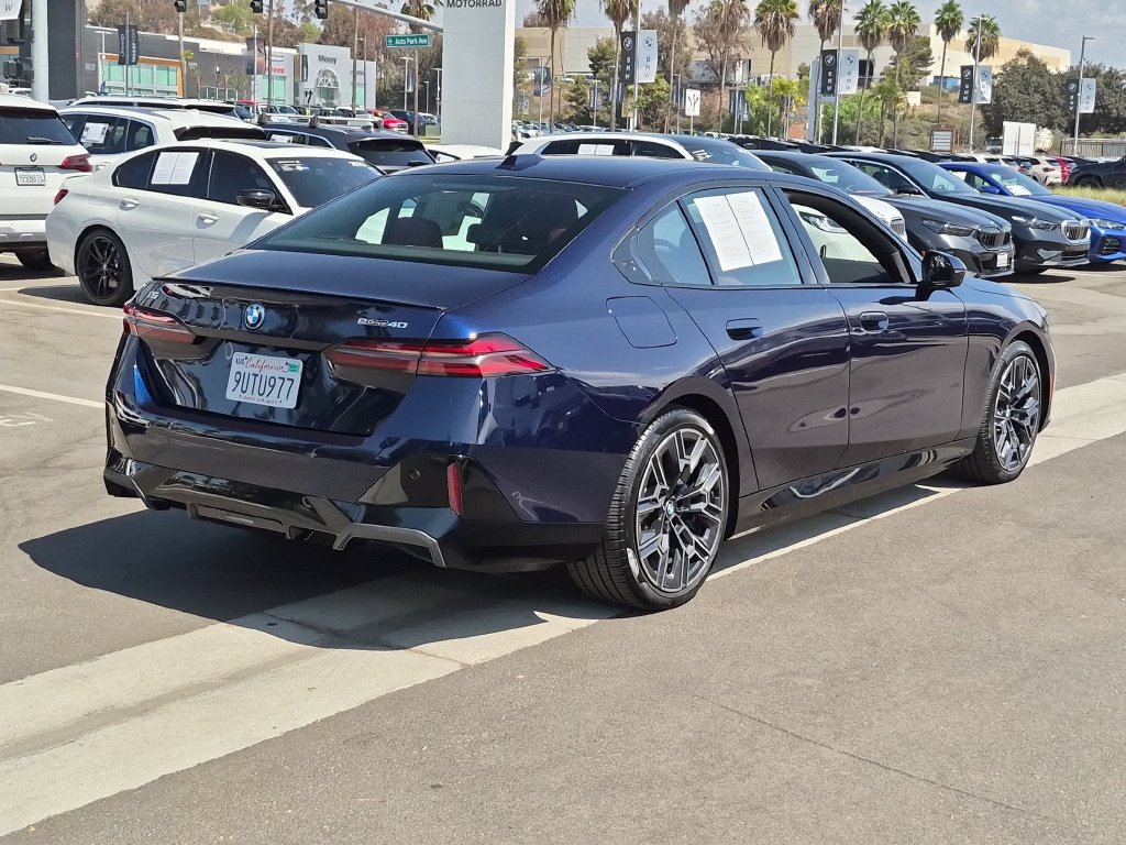 Certified 2026 BMW i5 M60 w/ M Sport Package RWD image 6