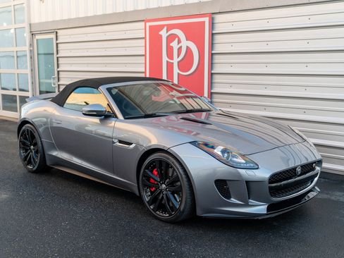 Used 2014 Jaguar F-TYPE S RWD image 33