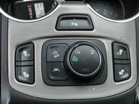Used 2022 GMC Terrain AT4 w/ Infotainment Package II AWD/4WD image 24