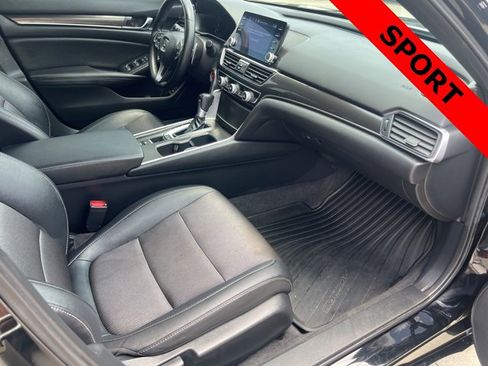 Used 2020 Honda Accord Sport image 9