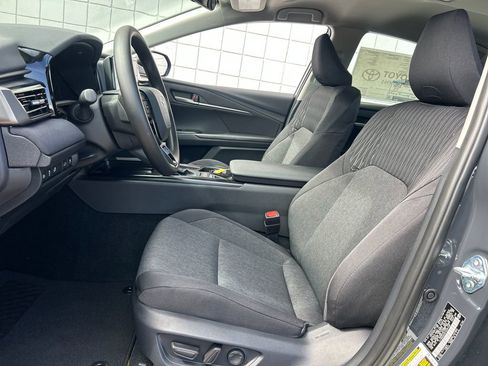 New 2026 Toyota Camry LE FWD image 4