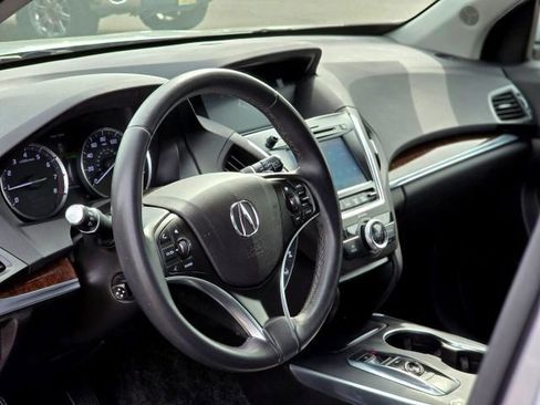 Used 2018 Acura MDX SH-AWD image 11