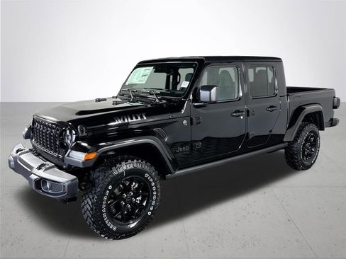New 2025 Jeep Gladiator Willys image 2