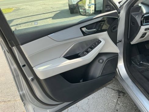 Used 2023 Acura MDX w/ Technology Package image 36