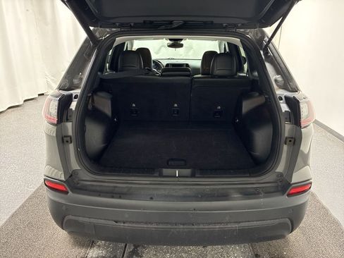 Used 2023 Jeep Cherokee Altitude Lux image 6