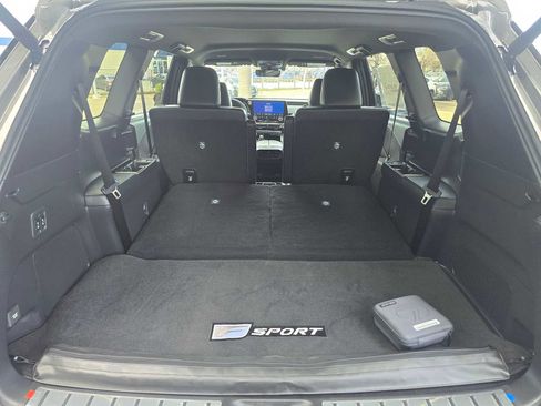 New 2026 Lexus TX 500h AWD image 17