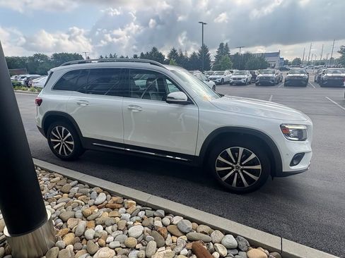 Used 2021 Mercedes-Benz GLB 250 image 5