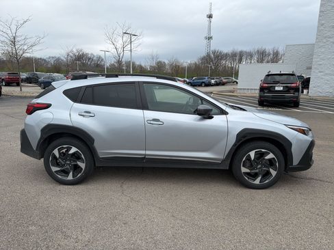 Certified 2024 Subaru Crosstrek 2.5i Limited w/ Crosstrek Mirror Package image 11