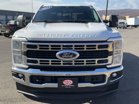 Used 2023 Ford F250 XLT w/ FX4 Off-Road Package image 32