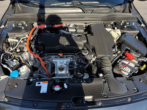 Used 2021 Honda Accord Hybrid image 20