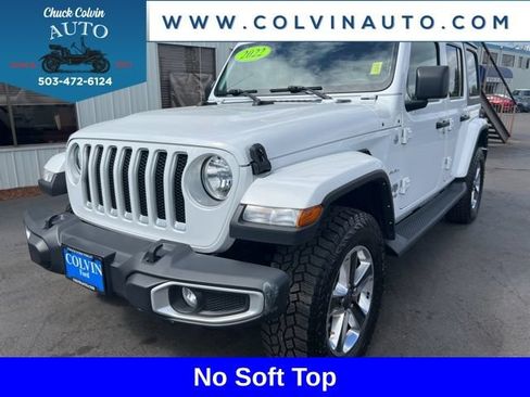 Used 2022 Jeep Wrangler Unlimited Sahara AWD/4WD image 4