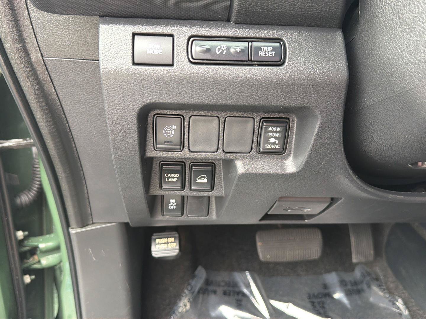Used 2023 Nissan Frontier SV w/ SV Convenience Package AWD/4WD image 18