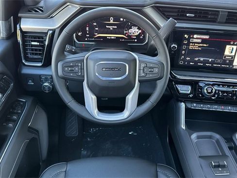 New 2026 GMC Sierra 2500 Denali w/ Denali Reserve Package image 16