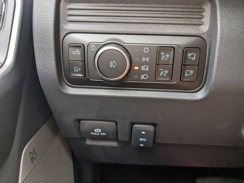 New 2025 Ford F250 Lariat w/ Lariat Ultimate Package image 28