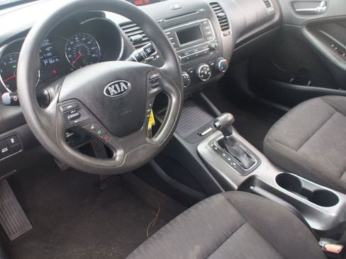 Used 2016 Kia Forte LX FWD image 9