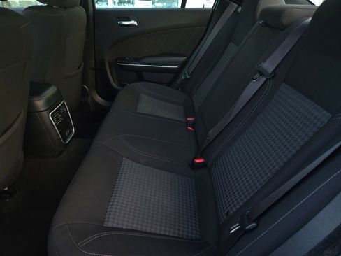 Used 2023 Dodge Charger SXT image 9