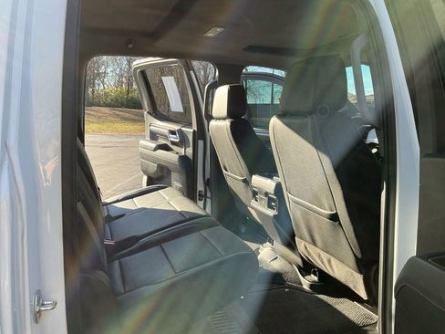 Used 2025 Chevrolet Silverado 1500 LT Trail Boss w/ LT Trail Boss Premium Package image 23