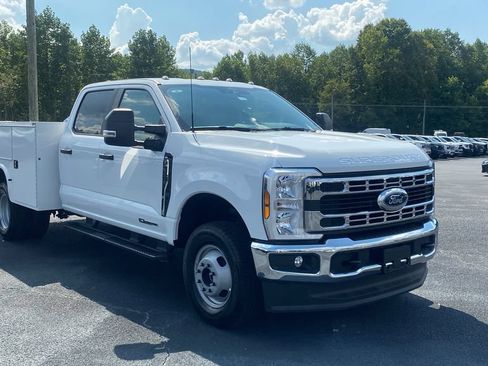 New 2026 Ford F350 XL w/ XL Chrome Package AWD/4WD image 3