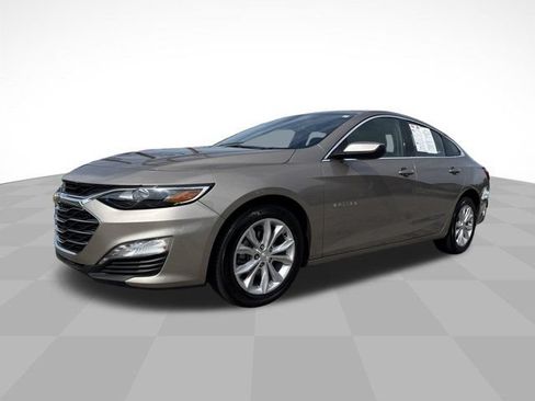 Used 2024 Chevrolet Malibu LT FWD image 1
