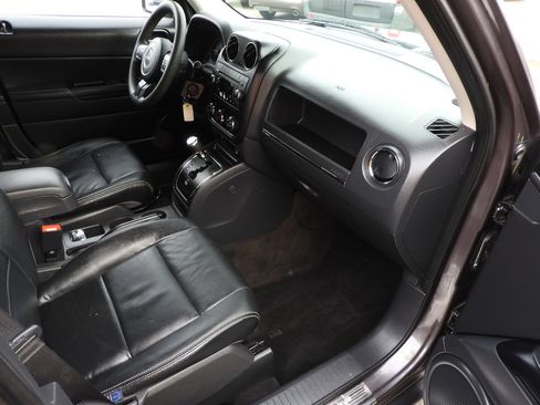 Used 2015 Jeep Patriot Sport w/ Power Value Group image 6