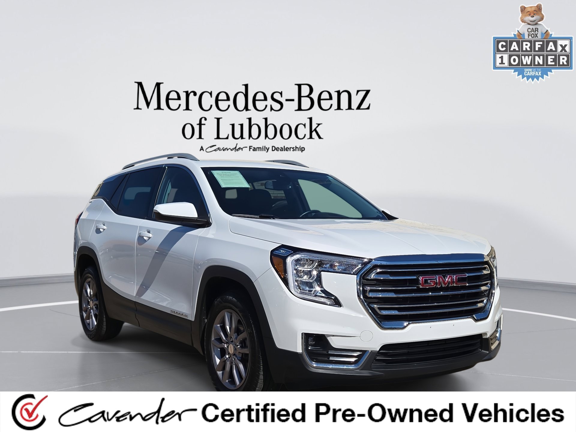 Used 2024 GMC Terrain SLT AWD/4WD image 1