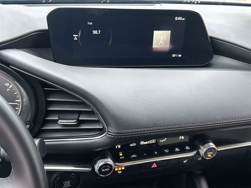 Used 2024 MAZDA MAZDA3 s image 23