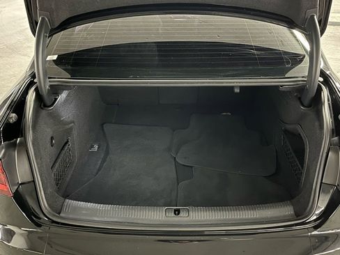 Used 2019 Audi A4 2.0T Premium image 34