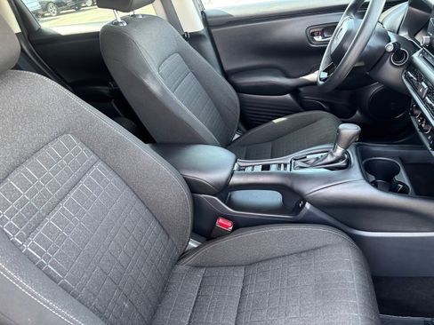 Used 2024 Honda HR-V LX image 15