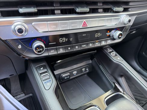 Certified 2024 Kia Telluride EX AWD/4WD image 25