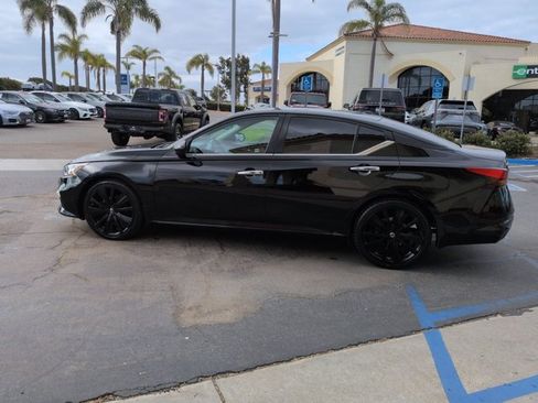 Used 2019 Nissan Altima 2.5 S FWD image 9