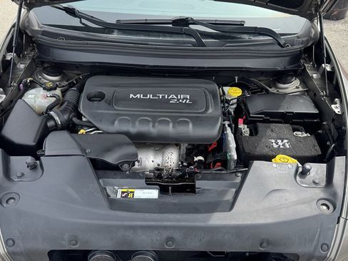 Used 2017 Jeep Cherokee Latitude w/ Safety/Convenience Group image 10