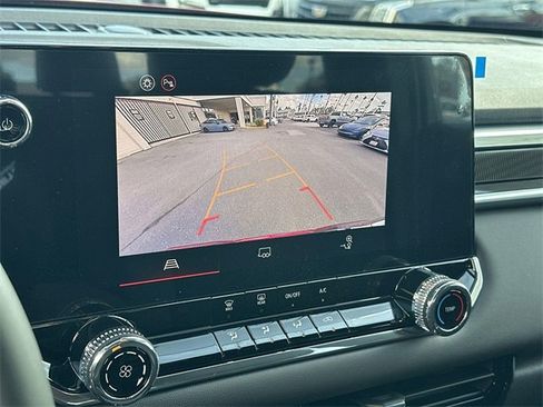 New 2026 GMC Canyon Elevation image 14