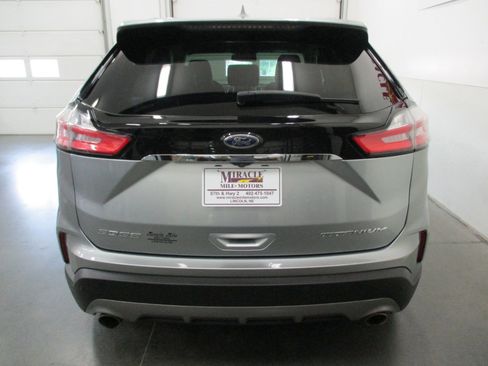 Used 2020 Ford Edge Titanium w/ Cargo Accessory Package image 5
