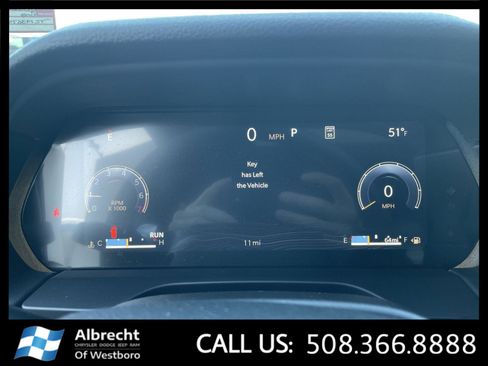 New 2026 Jeep Grand Cherokee Altitude image 22