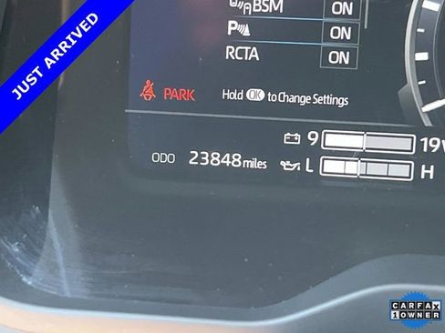 Used 2025 Toyota Sequoia Platinum AWD/4WD image 39