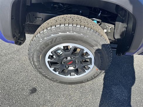 New 2025 Toyota Tacoma TRD Off-Road image 13