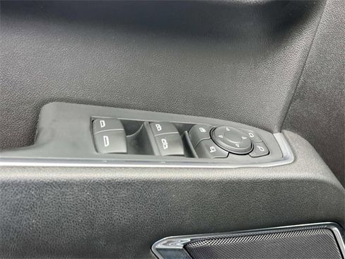 Used 2024 GMC Sierra 1500 SLT image 27
