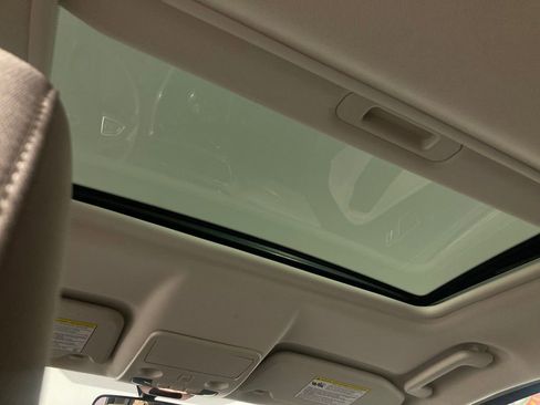 Used 2022 Ford EcoSport SE w/ SE Convenience Package image 15