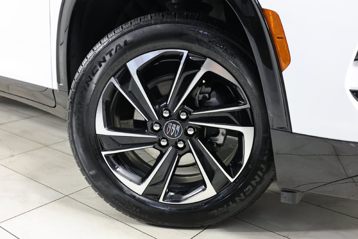 Used 2026 Buick Enclave Sport Touring AWD/4WD image 14