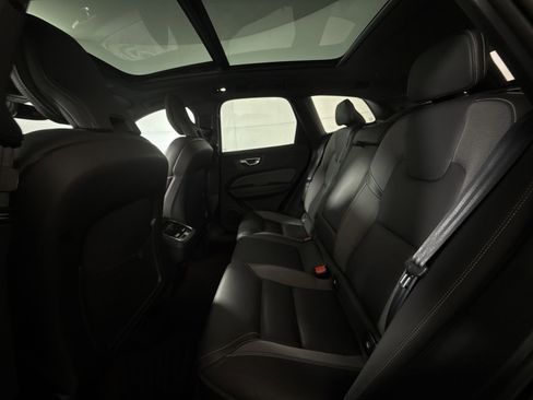 Used 2023 Volvo XC60 B5 Ultimate w/ Climate Package image 25