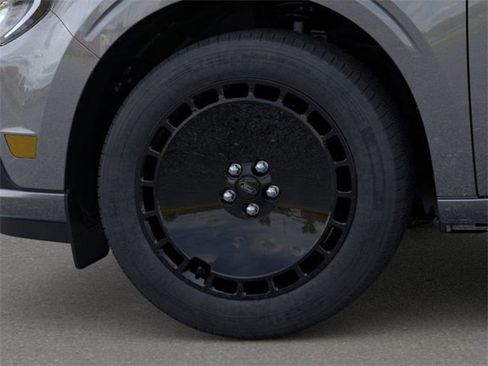 New 2026 Ford Maverick Lobo image 20