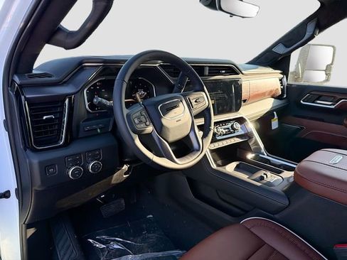New 2026 GMC Sierra 2500 Denali Ultimate AWD/4WD image 7