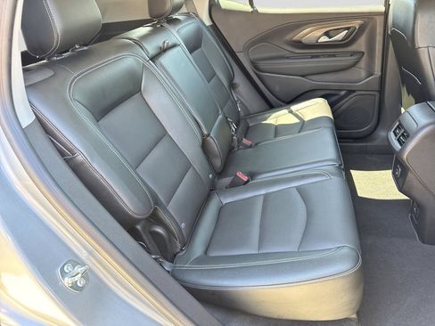 Used 2024 GMC Terrain SLT w/ Elevation Edition AWD/4WD image 25