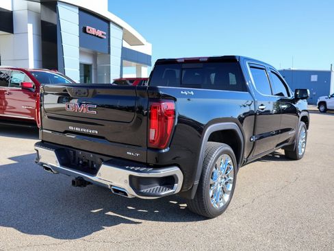 Used 2024 GMC Sierra 1500 SLT w/ SLT Premium Package AWD/4WD image 3