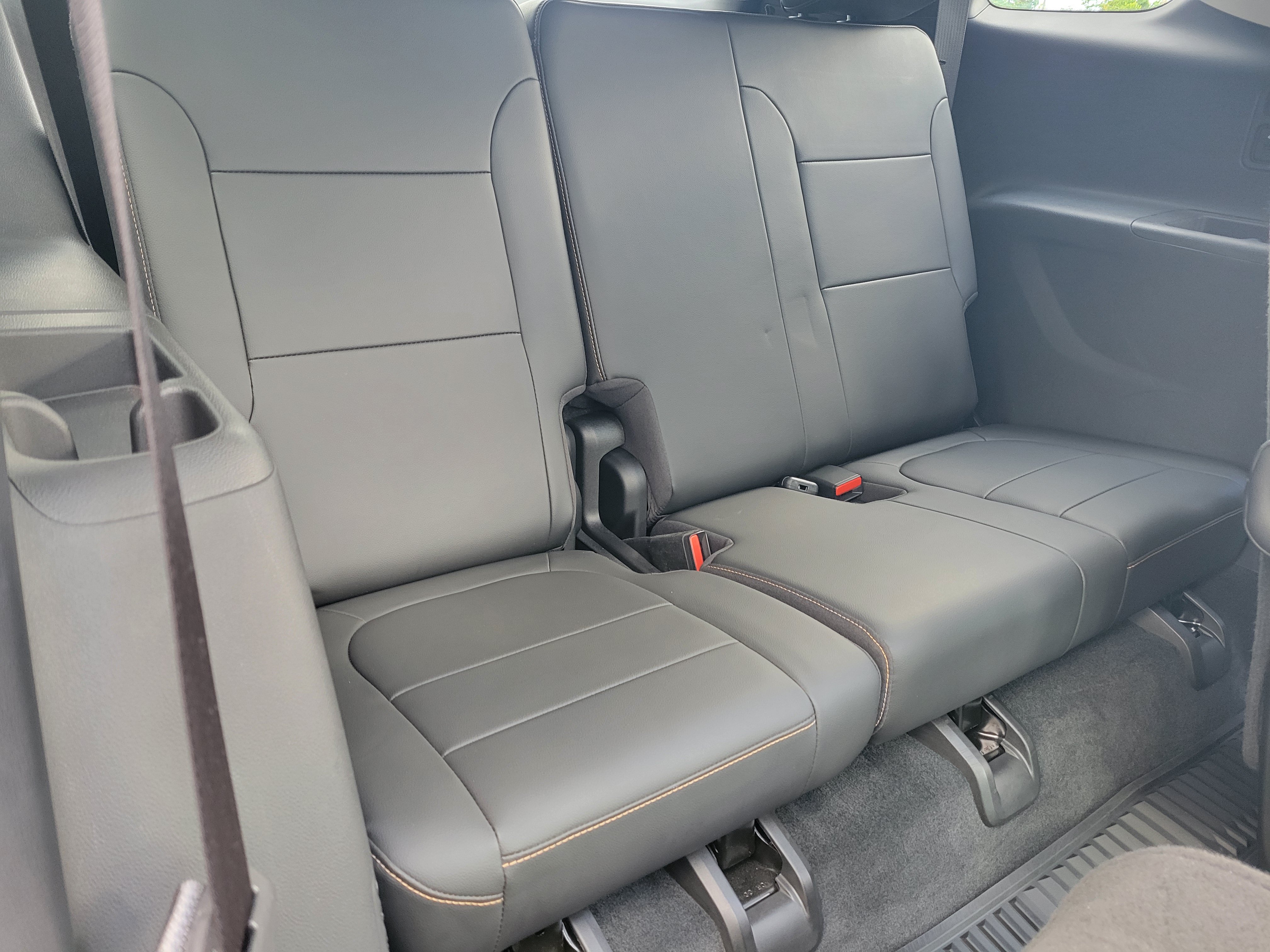 Used 2021 Chevrolet Traverse Premier w/ Redline Edition FWD image 37